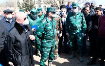 Generallar Prezidentin tapşırığı ilə karantin əra­zisinə yollandı - Fotolar