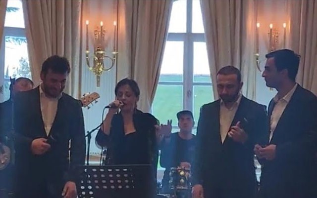 Gürcü musiqiçilərin ifasında məşhur “Azərbaycan” mahnısı - Video